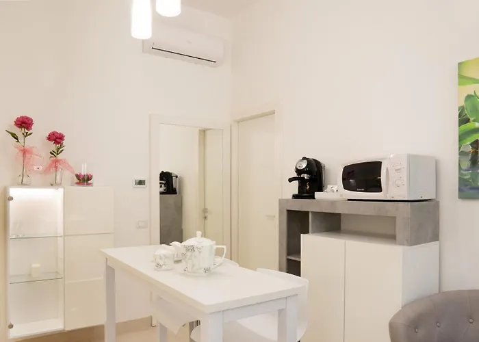 Dimora Orchidea Bianca * 莱切